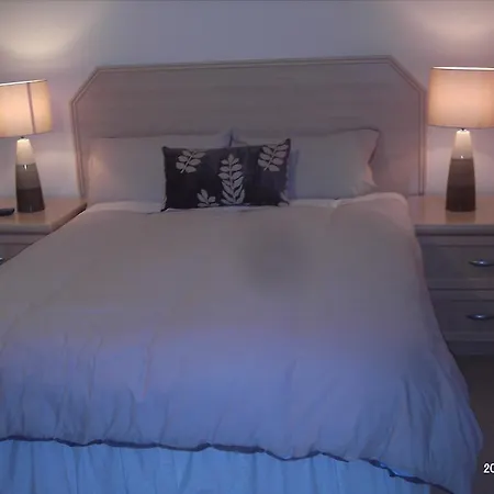 Bed and Breakfast Arch House Ροσκόμον